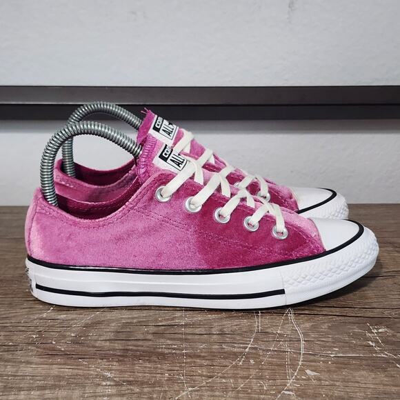 Converse Chuck Taylor All-Star Low Top Velvet Women's Shoes Size 5.5 Pink - Picture 3 of 9